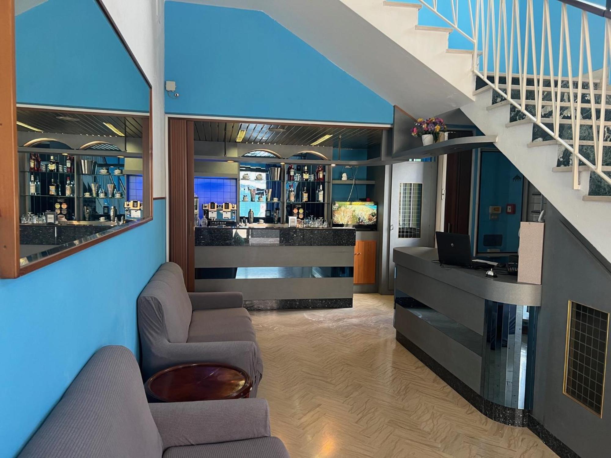Hotel Estense Rimini Ngoại thất bức ảnh